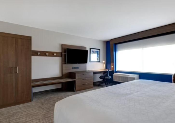 Holiday Inn Express & Suites - Detroit - Dearborn By Ihg Buitenkant foto