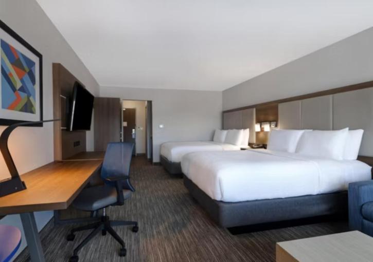 Holiday Inn Express & Suites - Detroit - Dearborn By Ihg Buitenkant foto